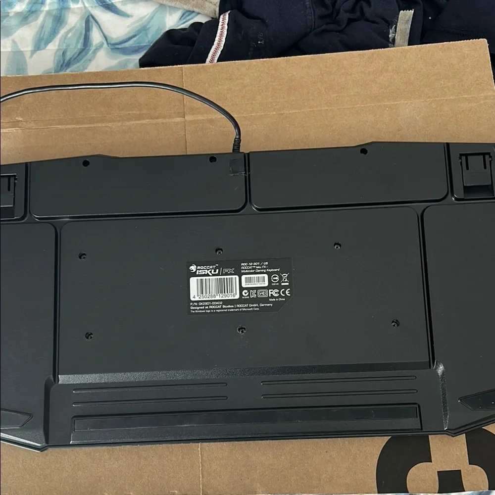 Roccat ISKU/FX Gaming Keyboard